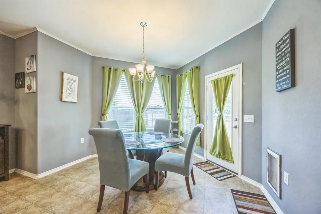 6401 Quinton Drive Austin TX 78747