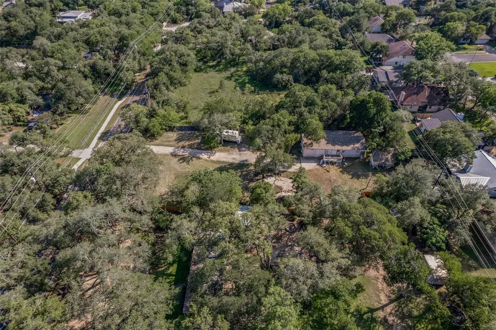 8802 Leo Street Austin TX 78745