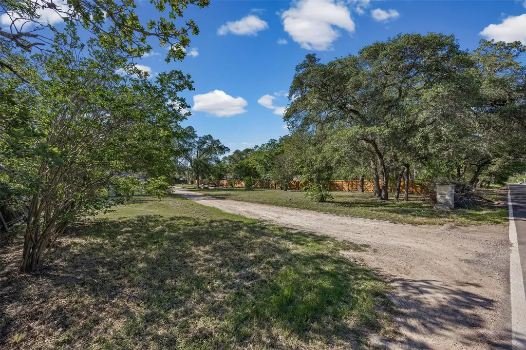 8802 Leo Street Austin TX 78745