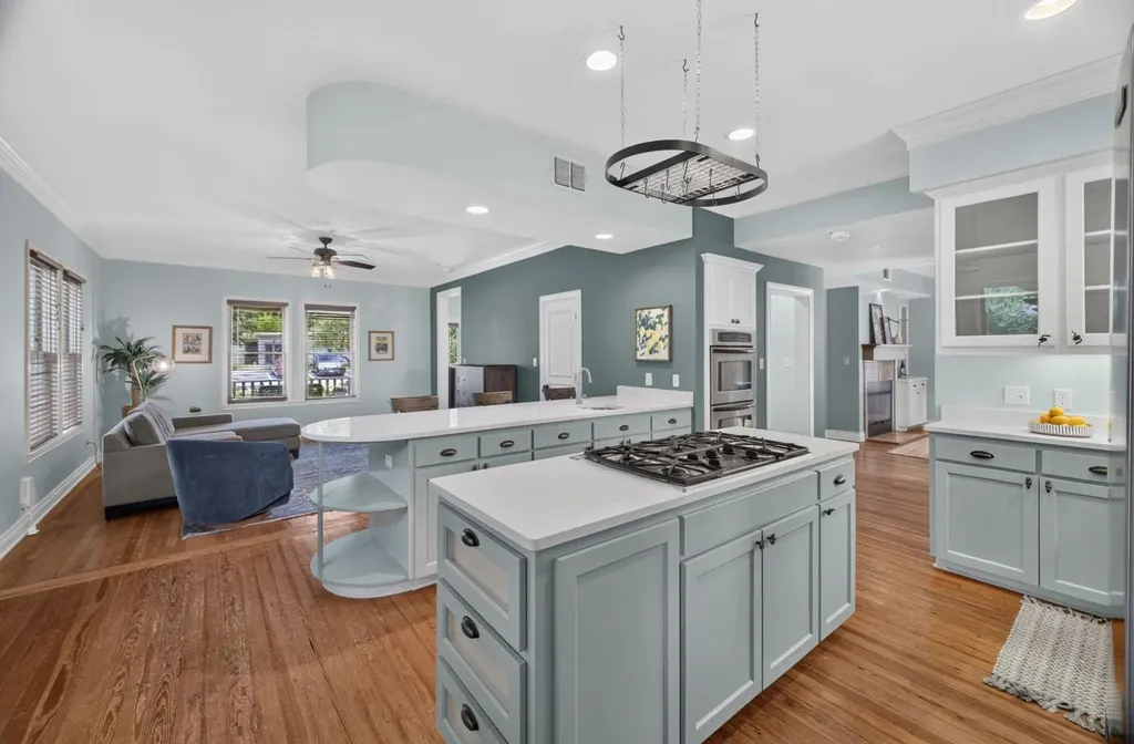 1104 E Liberty Avenue Round Rock TX 78664