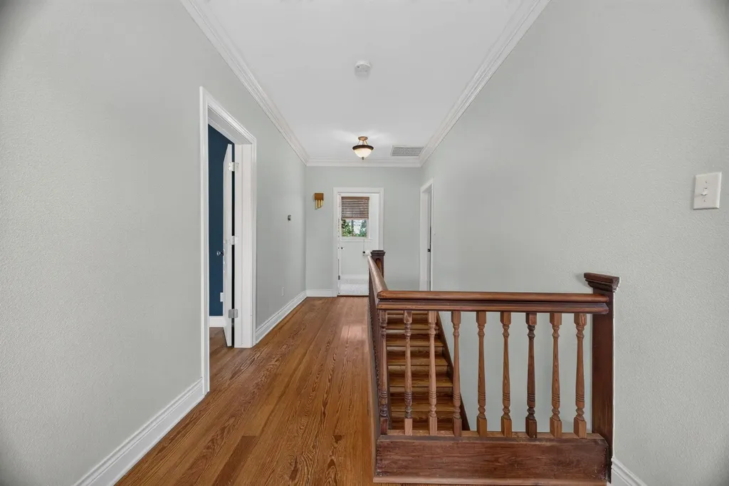 1104 E Liberty Avenue Round Rock TX 78664