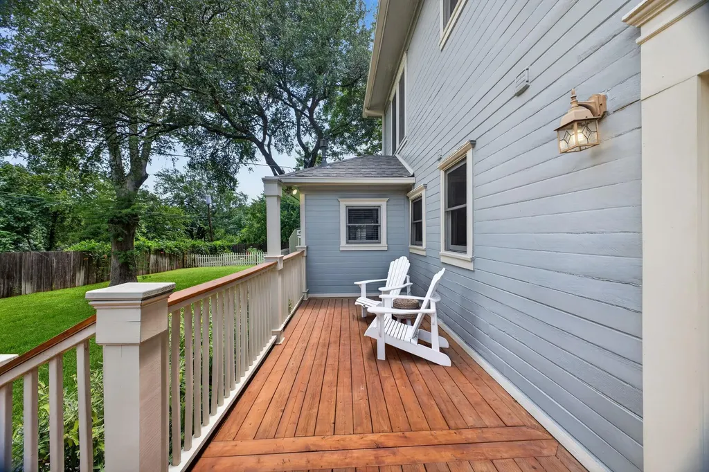 1104 E Liberty Avenue Round Rock TX 78664