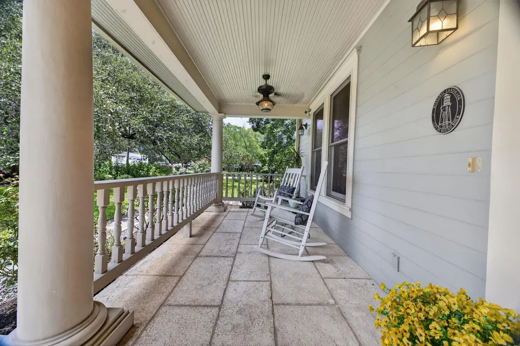 1104 E Liberty Avenue Round Rock TX 78664