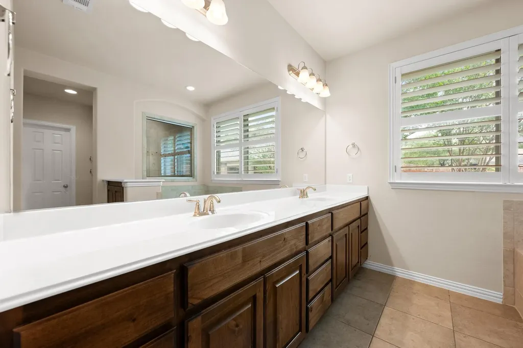 178 Spyglass Cove Austin TX 78737