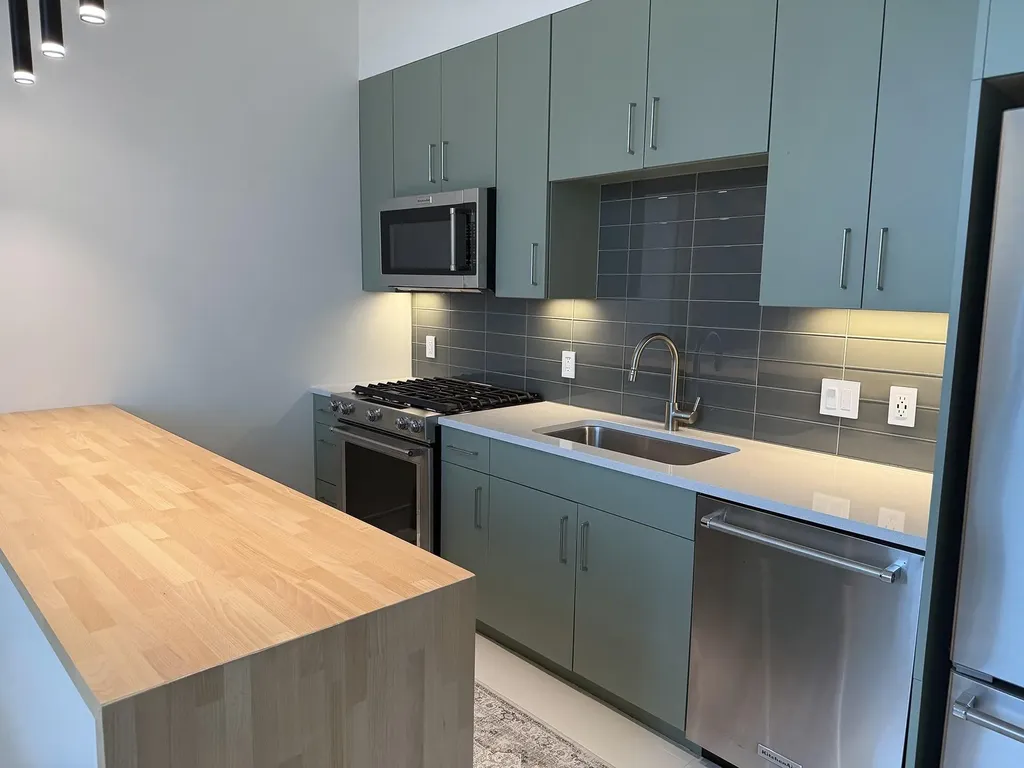 222 West Avenue Austin TX 78701