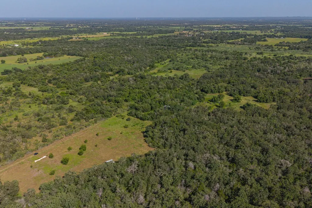 4791 County Road 473 Elgin TX 78621