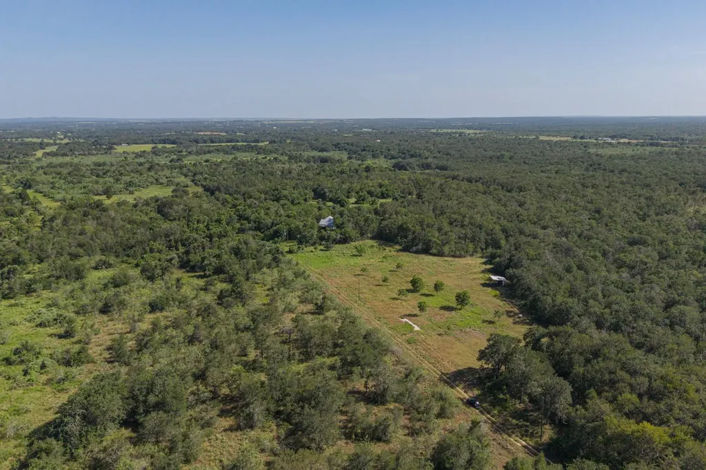 4791 County Road 473 Elgin TX 78621