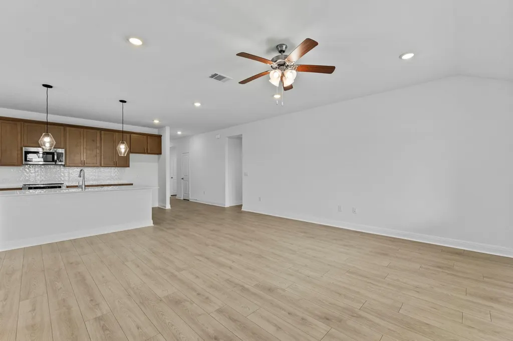 252 Rivers Edge Drive Georgetown TX 78628