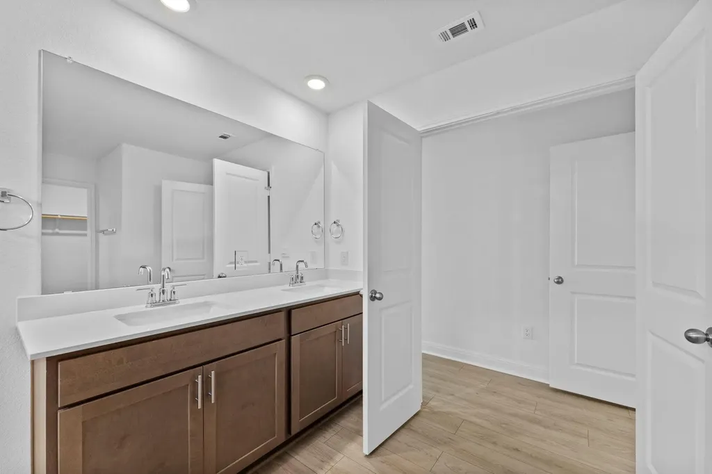 252 Rivers Edge Drive Georgetown TX 78628