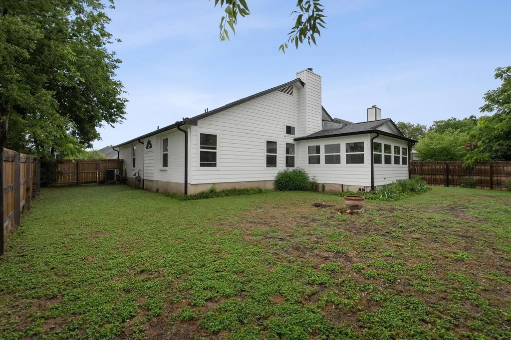 2208 Mimosa Trail Round Rock TX 78664