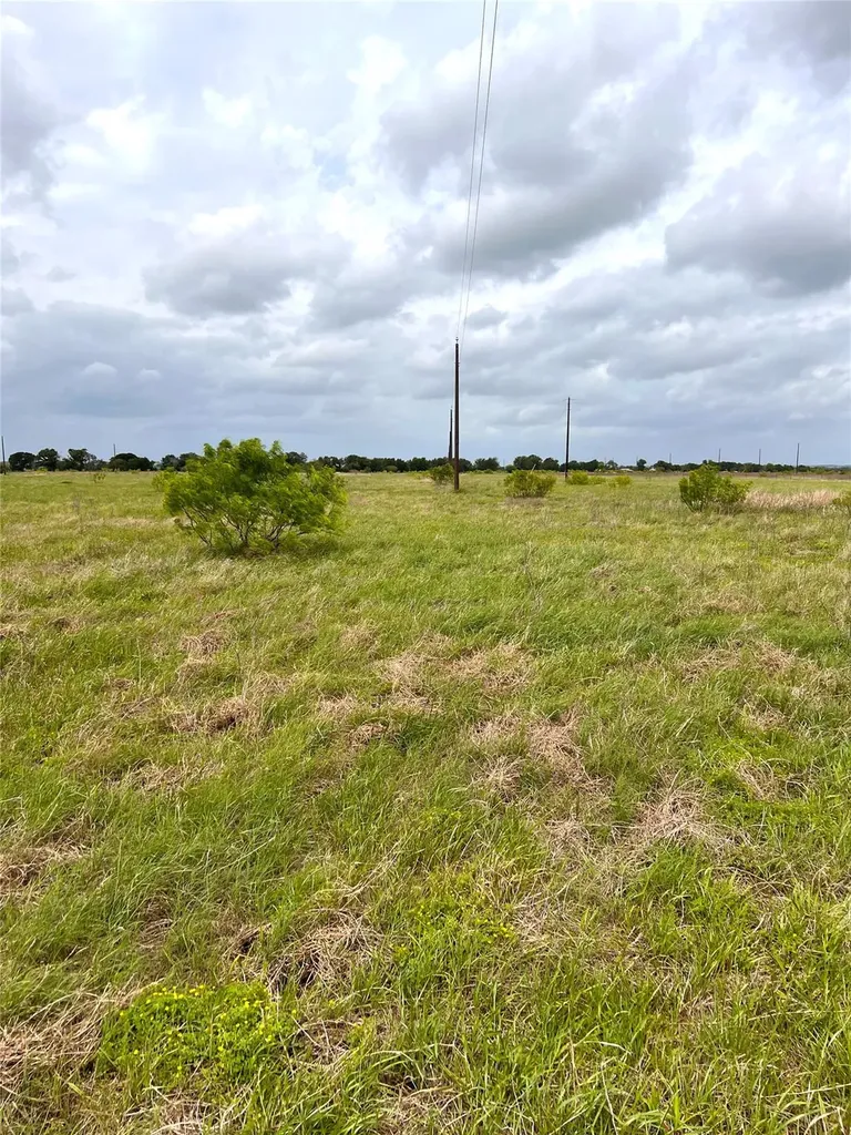 Tbd Lot 2 Fm 112 Roads Thrall TX 76578