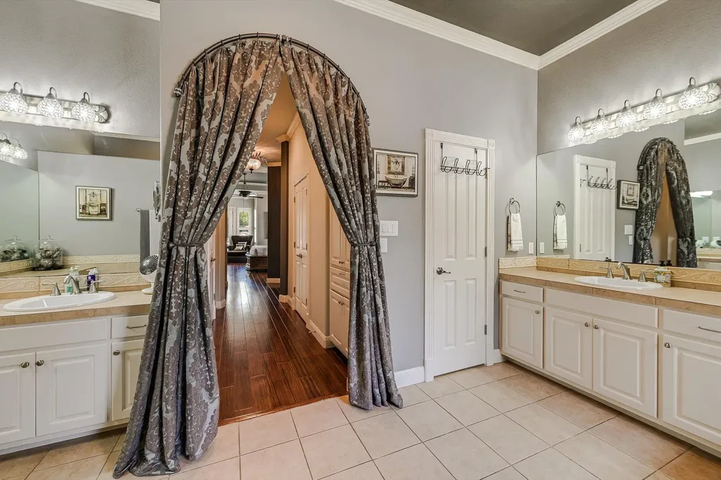2504 Donner Path Round Rock TX 78681