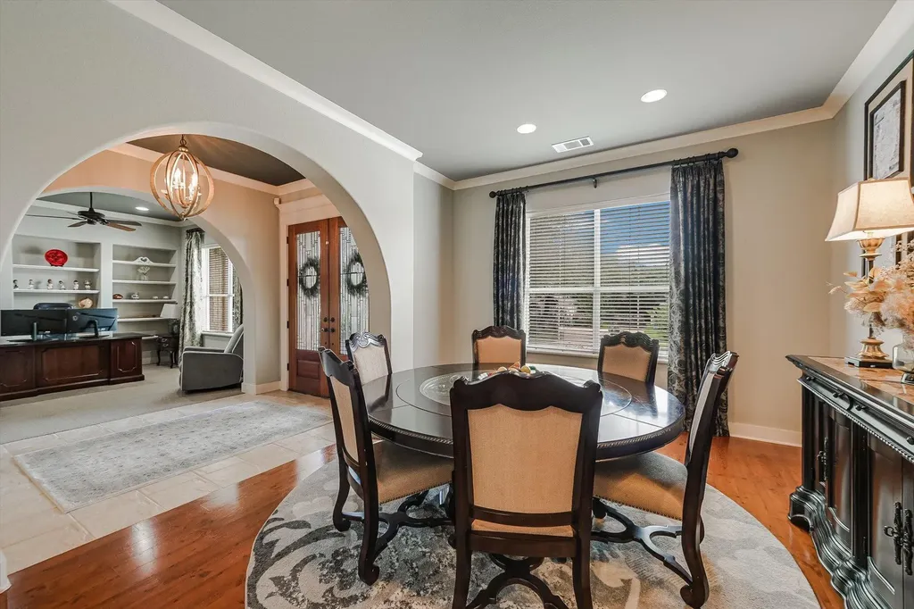 2504 Donner Path Round Rock TX 78681