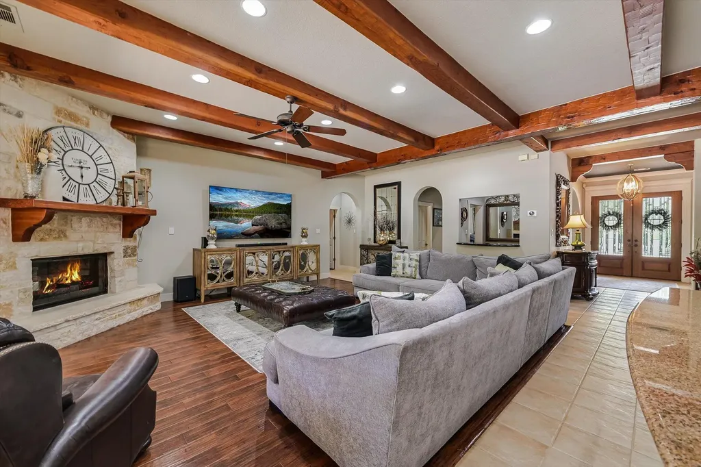 2504 Donner Path Round Rock TX 78681