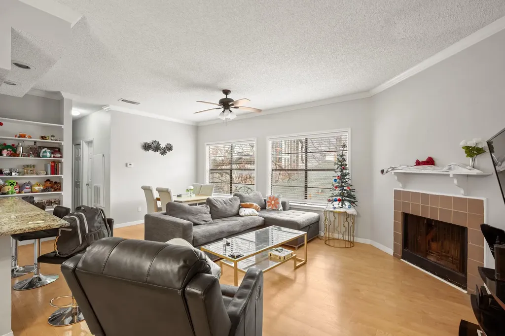 915 W 23rd Street Austin TX 78705