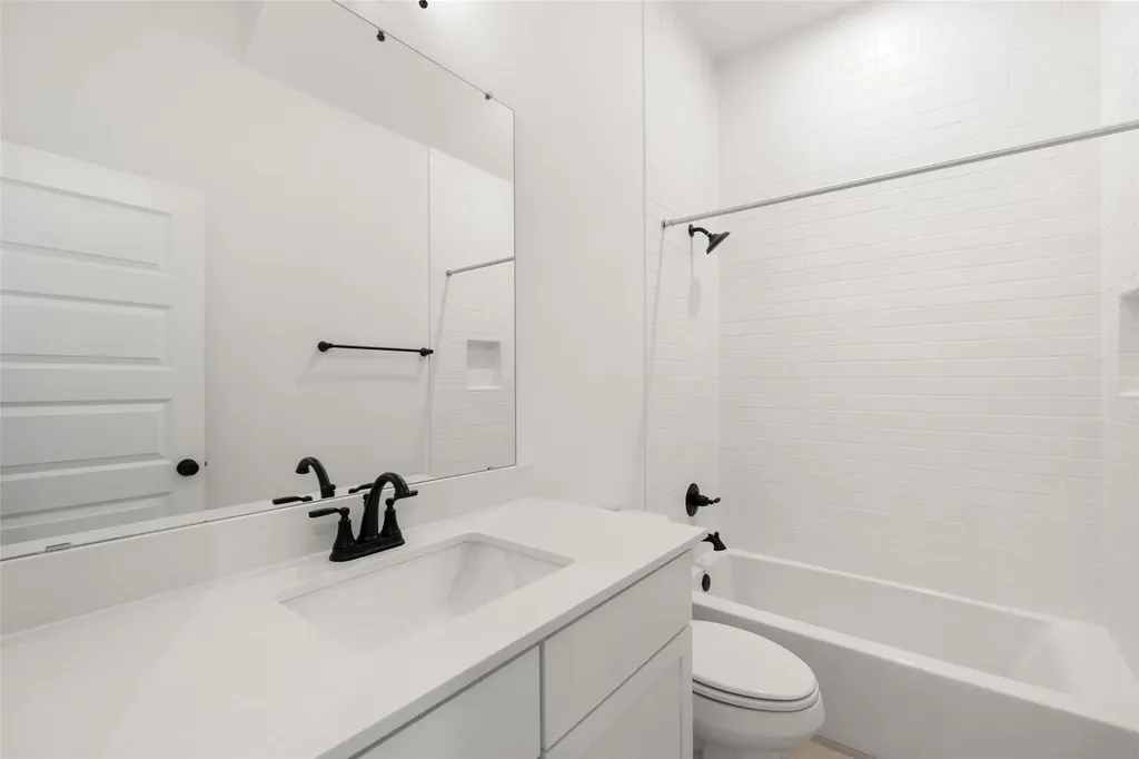 325 San Saba Drive Buda TX 78610