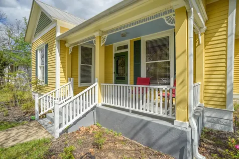 602 Mills Street Smithville TX 78957