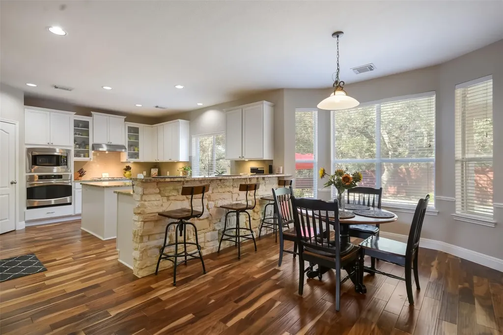3224 Summer Canyon Drive Austin TX 78732
