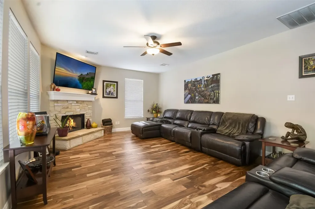 3224 Summer Canyon Drive Austin TX 78732
