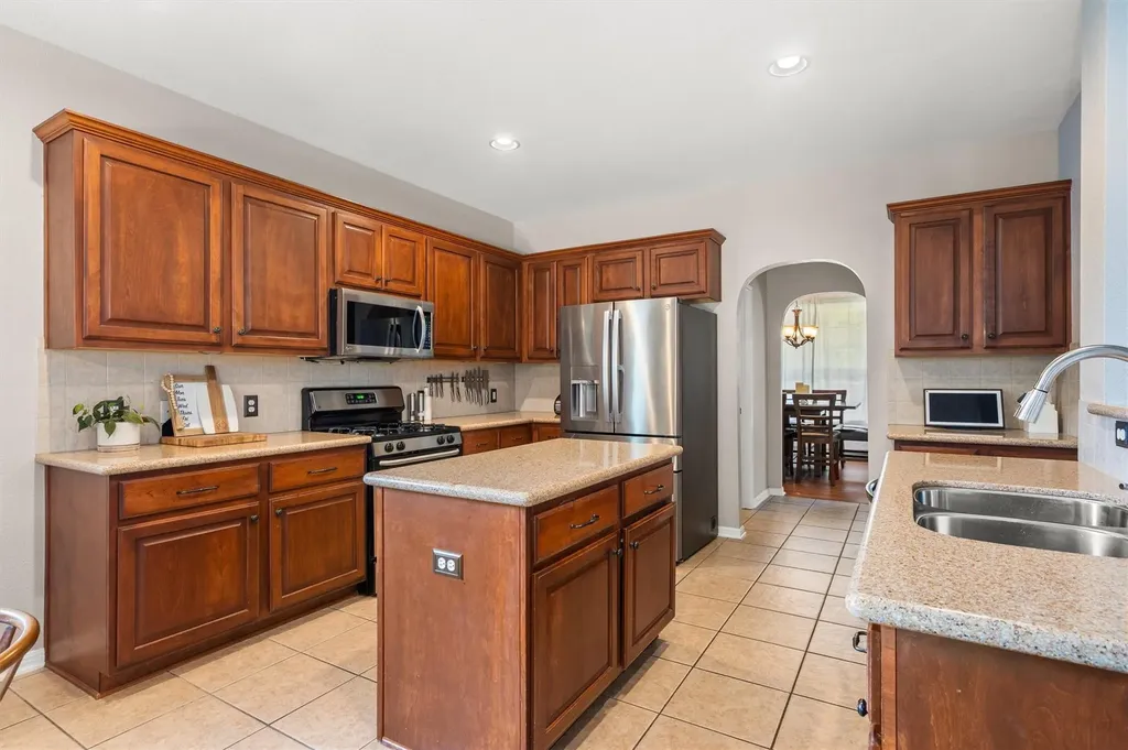 112 Justin Leonard Drive Round Rock TX 78664