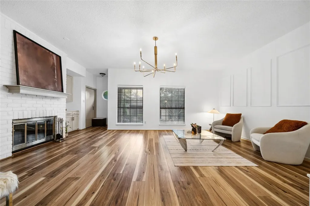 7162 Chimney Corners Austin TX 78731