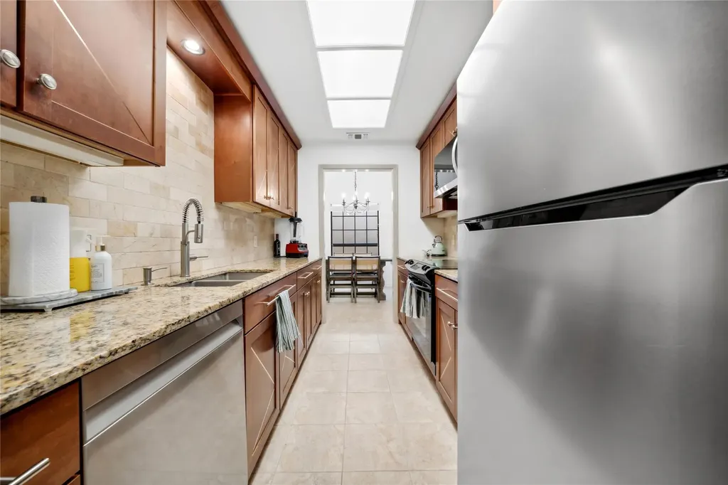 7162 Chimney Corners Austin TX 78731