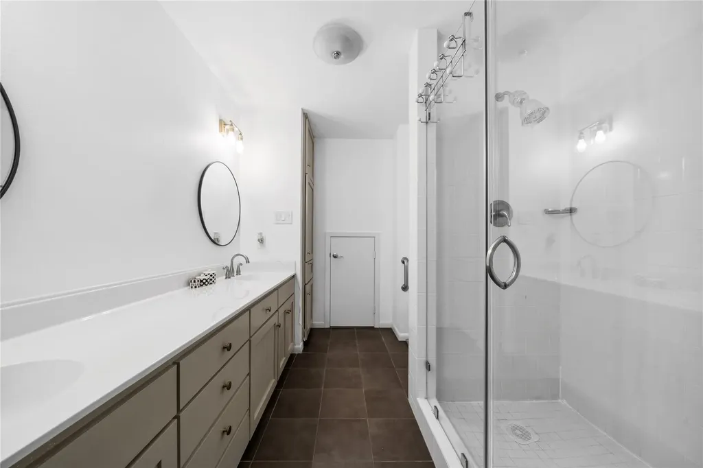 7162 Chimney Corners Austin TX 78731