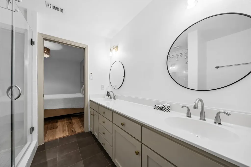 7162 Chimney Corners Austin TX 78731