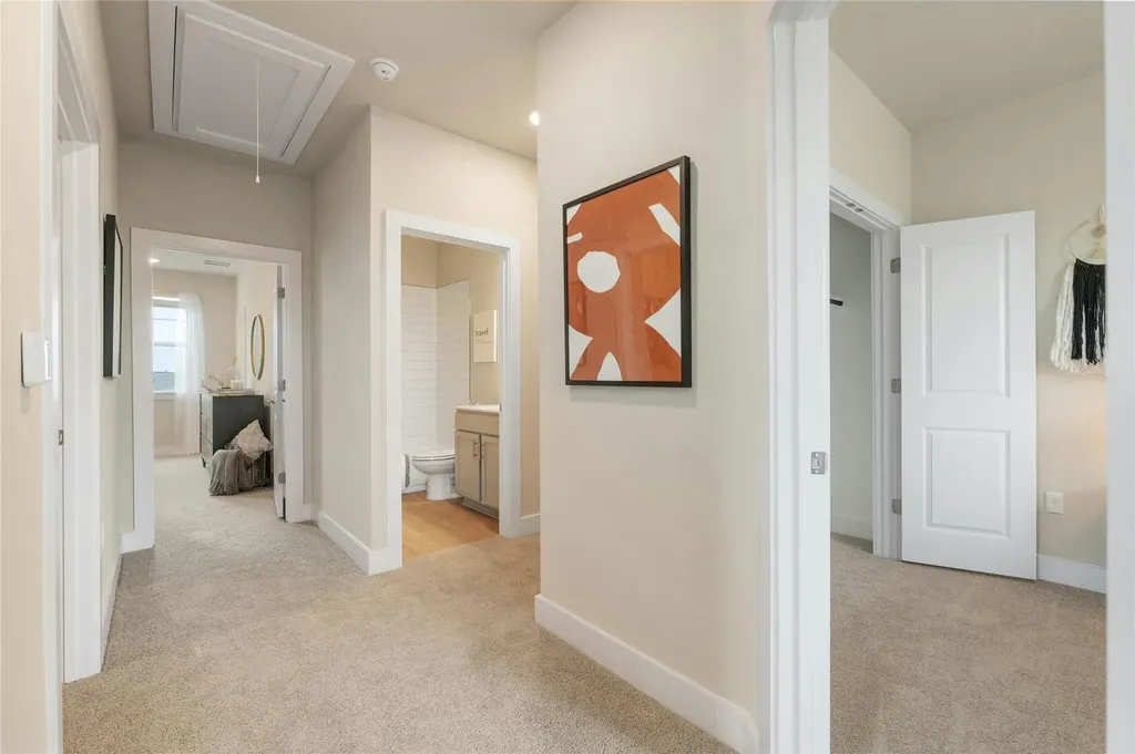 5804 Rotunda View Austin TX 78747