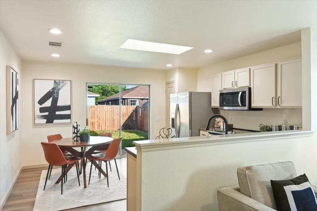 5713 Las Alas Trail Del Valle TX 78617