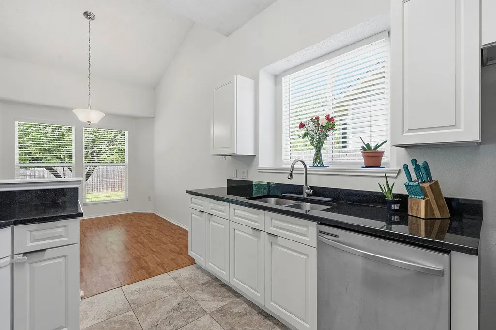 14818 Yellowleaf Trail Austin TX 78728
