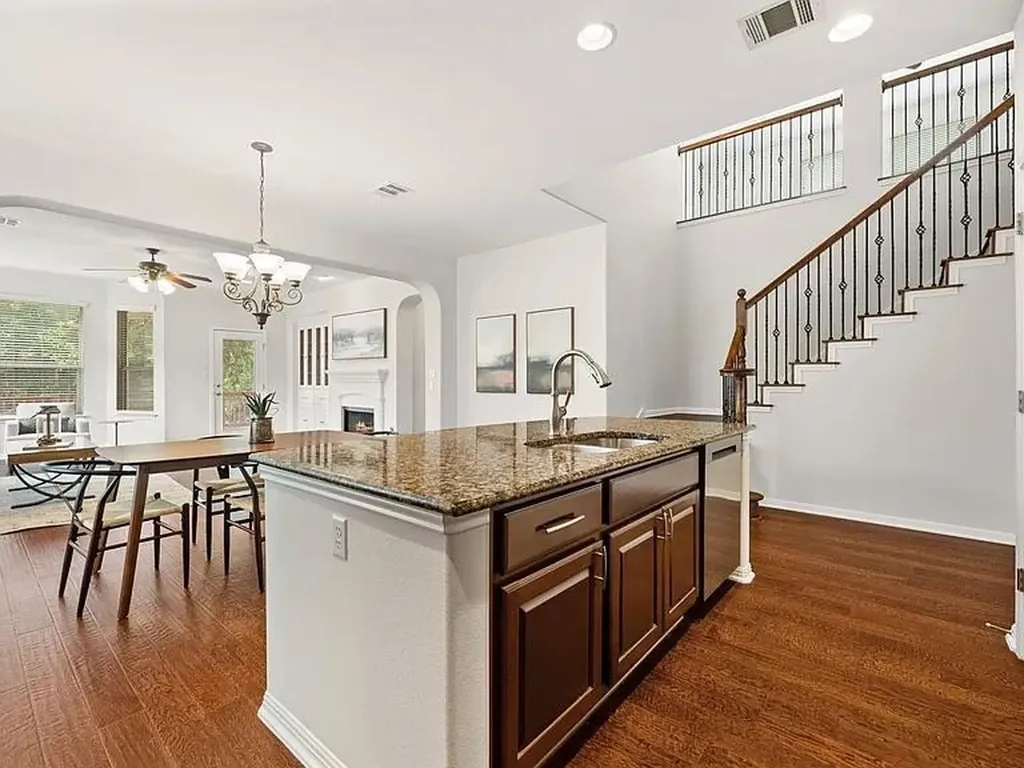 703 S Frontier Lane Cedar Park TX 78613