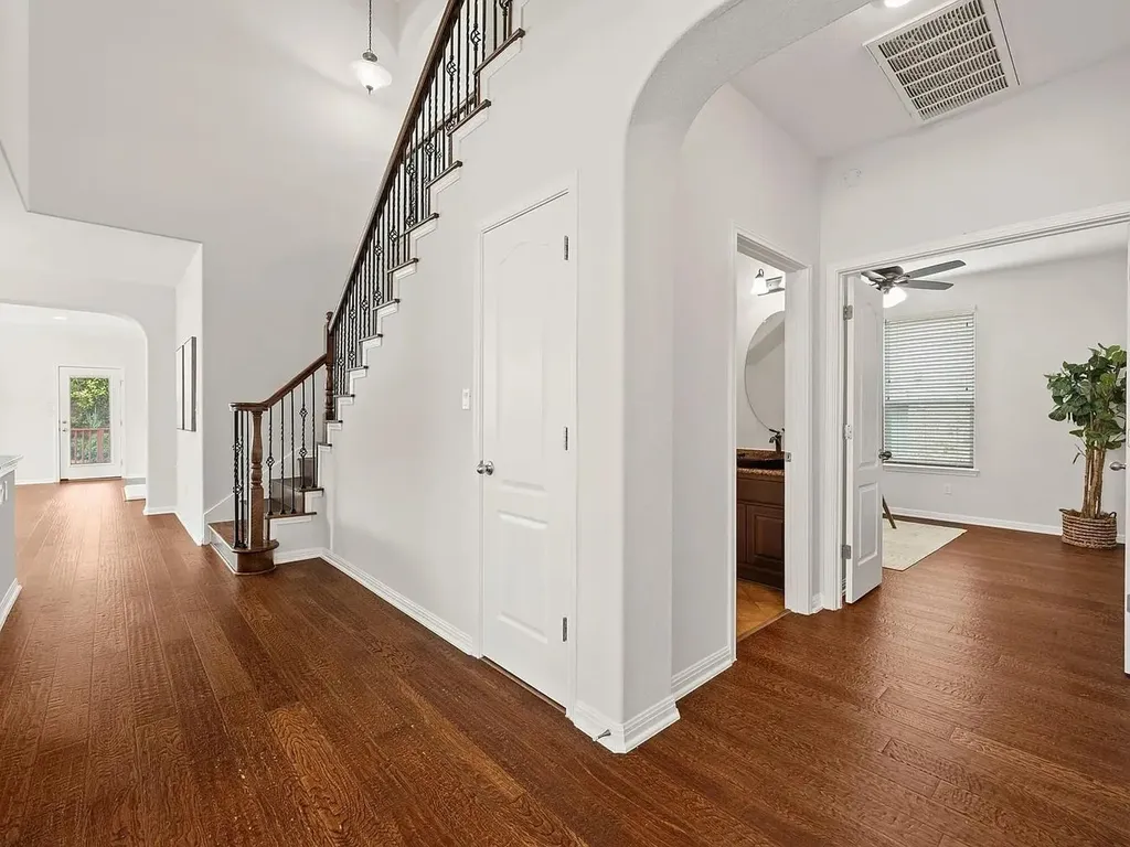 703 S Frontier Lane Cedar Park TX 78613