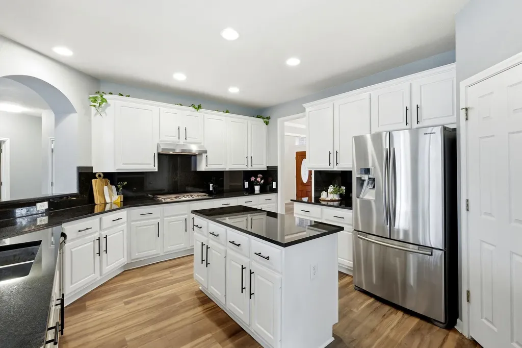 2701 Michelle Lynne Cove Round Rock TX 78681