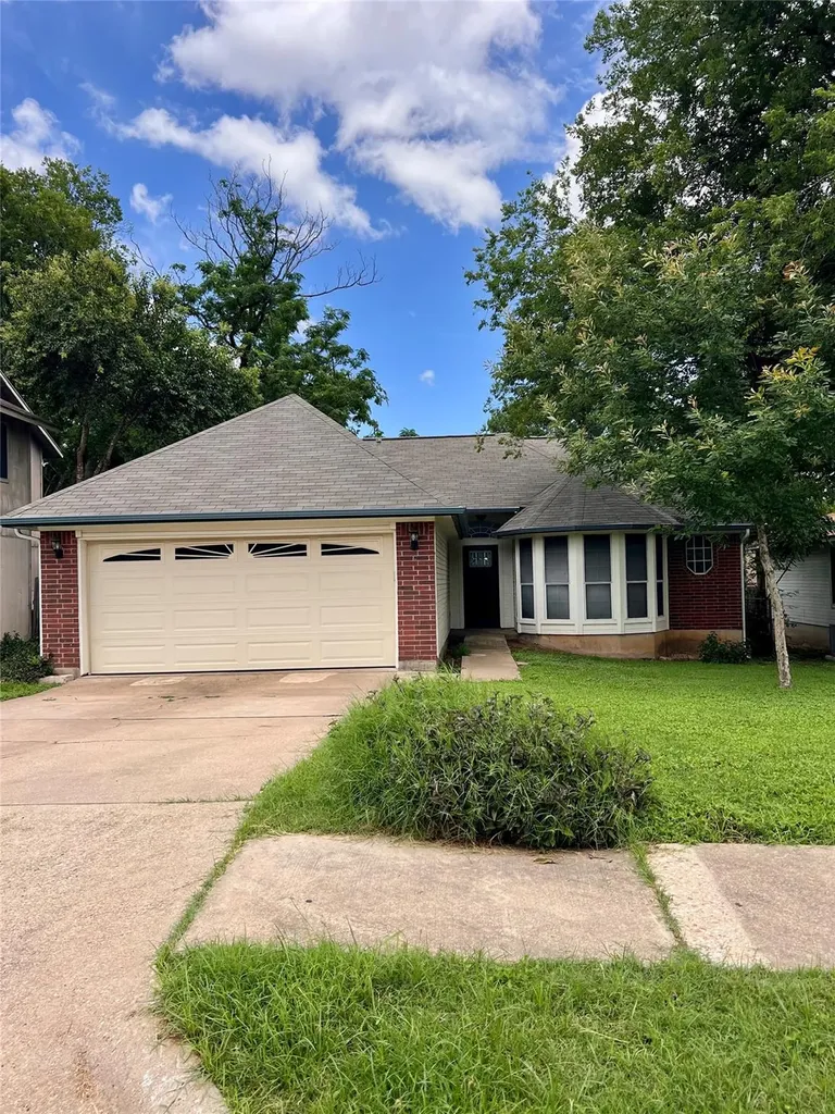 5404 China Berry Road Austin TX 78744