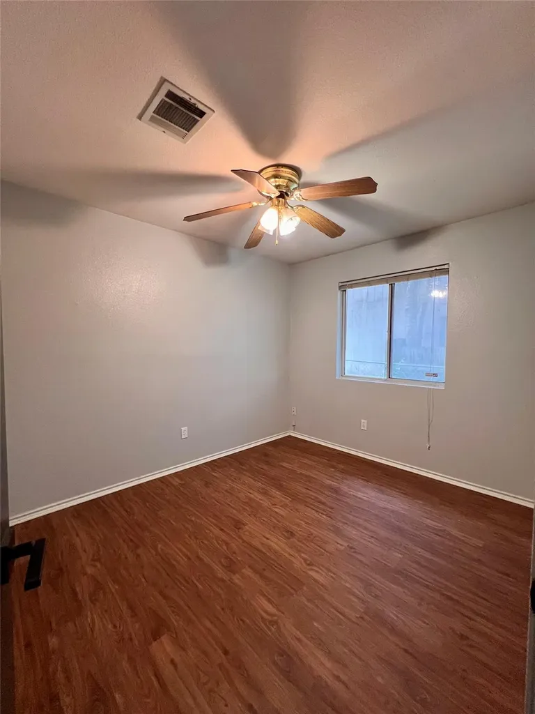 5404 China Berry Road Austin TX 78744