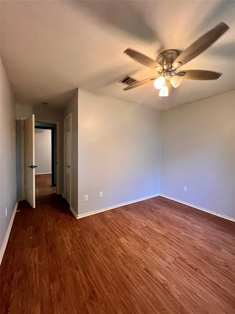 5404 China Berry Road Austin TX 78744