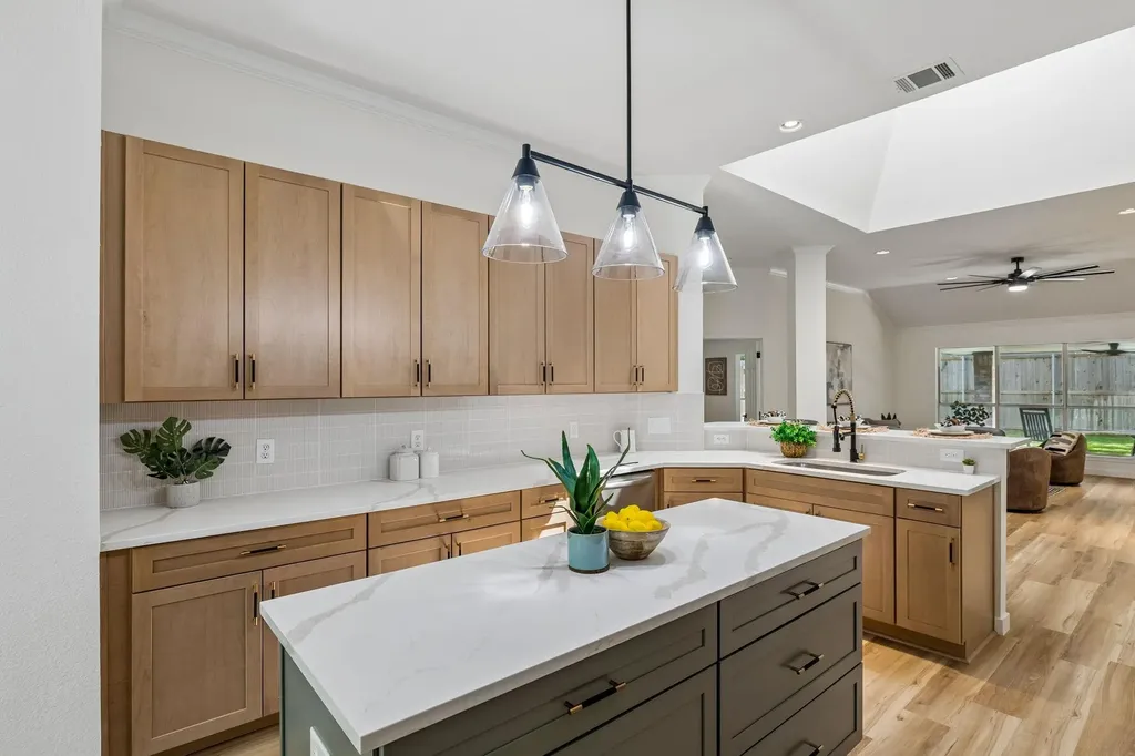 1000 Oaklands Drive Round Rock TX 78681