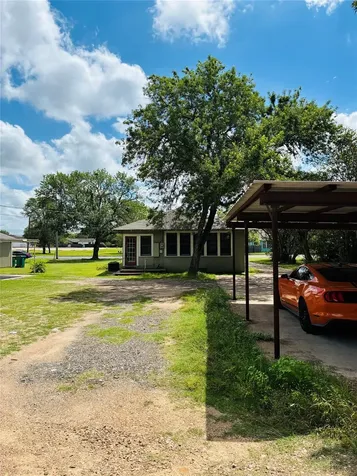 927 & 937 N Franklin Street La Grange TX 78945