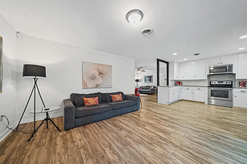 3309 Bosque Lane Austin TX 78754