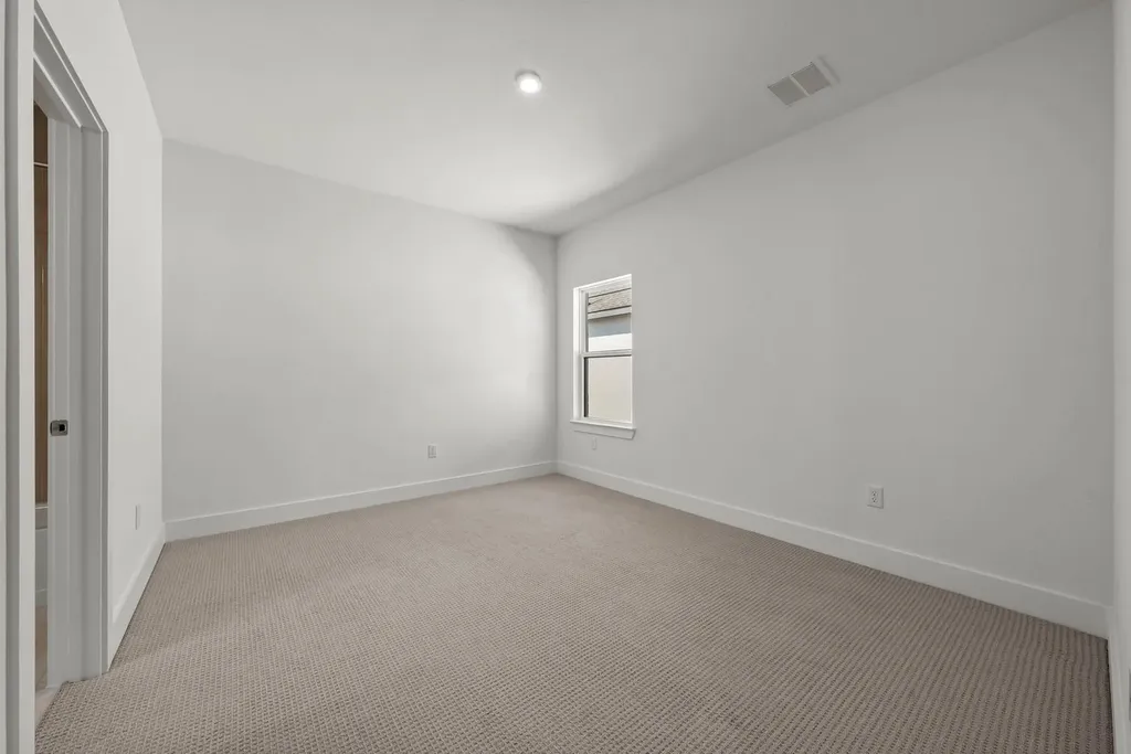112 Irvine Pass Liberty Hill TX 78642