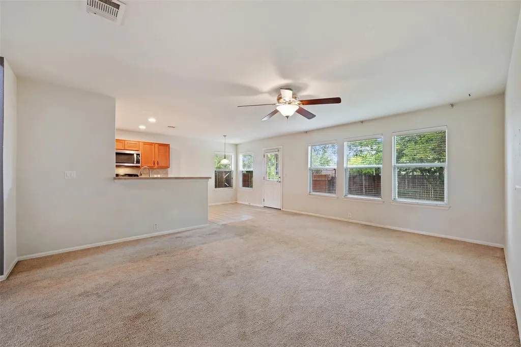 301 Lark Street Leander TX 78641