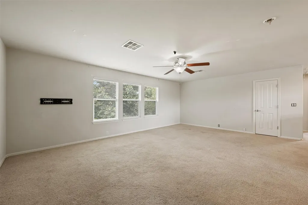 301 Lark Street Leander TX 78641