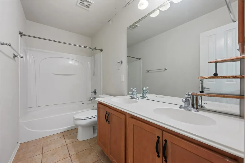 301 Lark Street Leander TX 78641