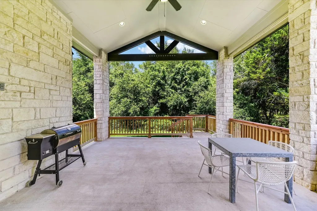 2620 Council Springs Pass Leander TX 78641