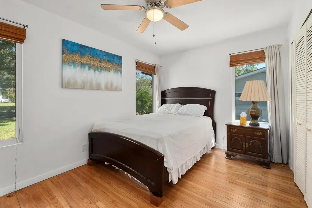 1303 Glencrest Drive Austin TX 78723
