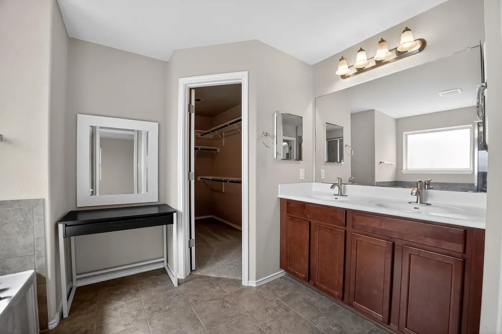 16816 Ruggio Road Pflugerville TX 78660