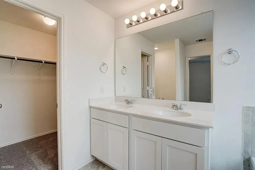 209 Majestic Cedar Drive Liberty Hill TX 78642