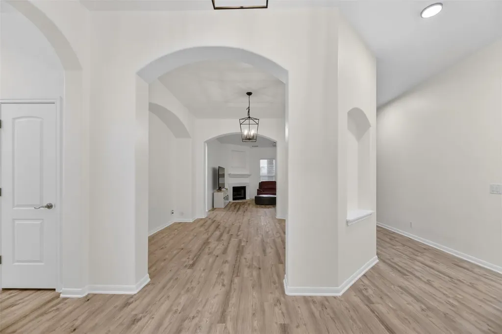 545 Manchester Lane Austin TX 78737