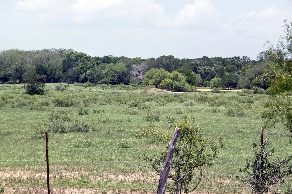 9411 Fm 86 Highway Lockhart TX 78644